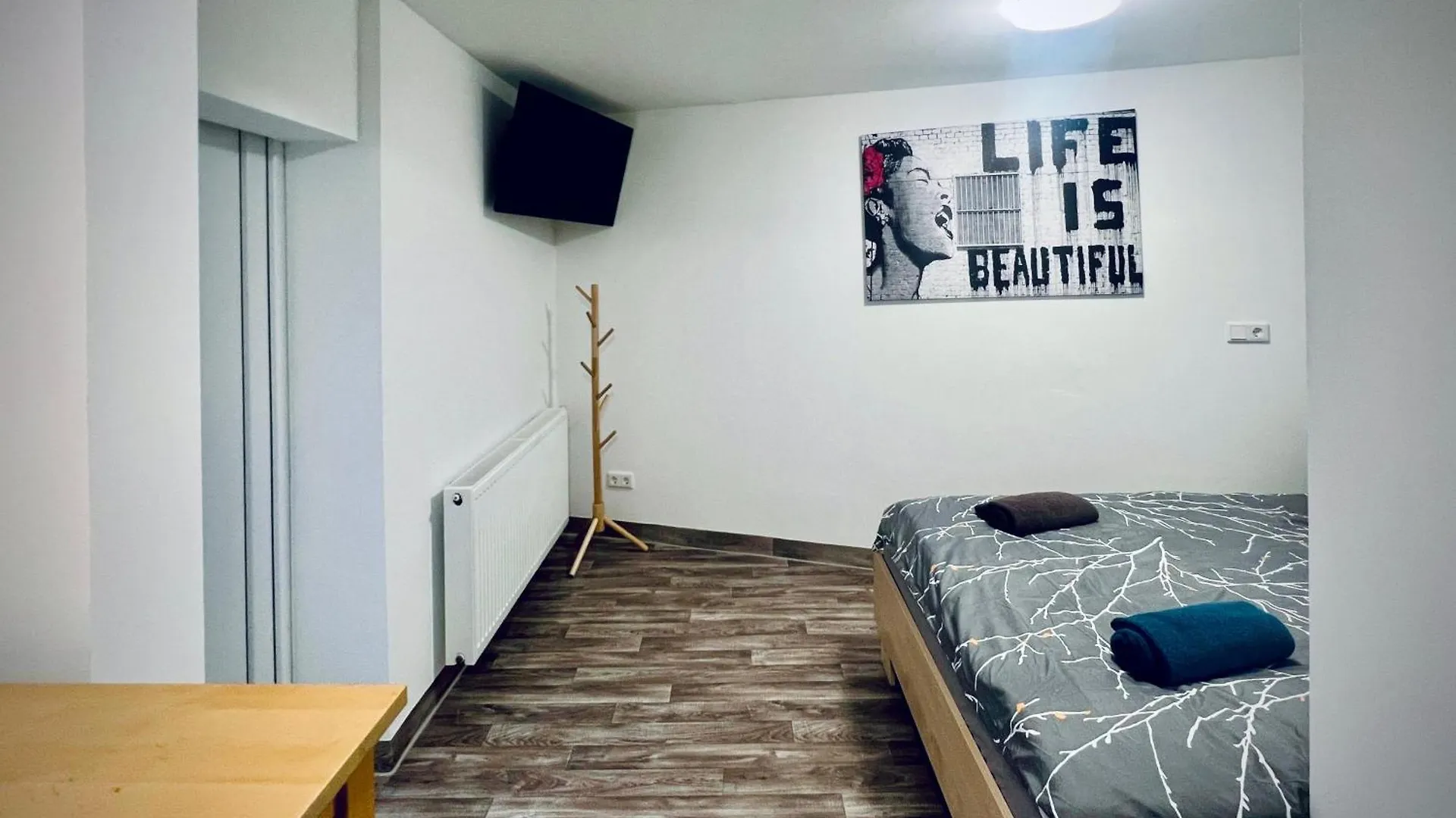 Airport Mini Erdgeschoss Apartamento Nuremberga Alemanha